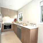 Velly-Modern Light 2Br Moments From Clovelly Beach